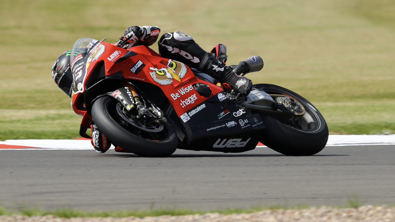 Redding to the top in Knockhill BSB FP2